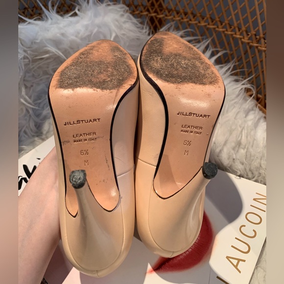 Jill Stuart - Nude Mary-Jane Heels - Picture 13 of 16